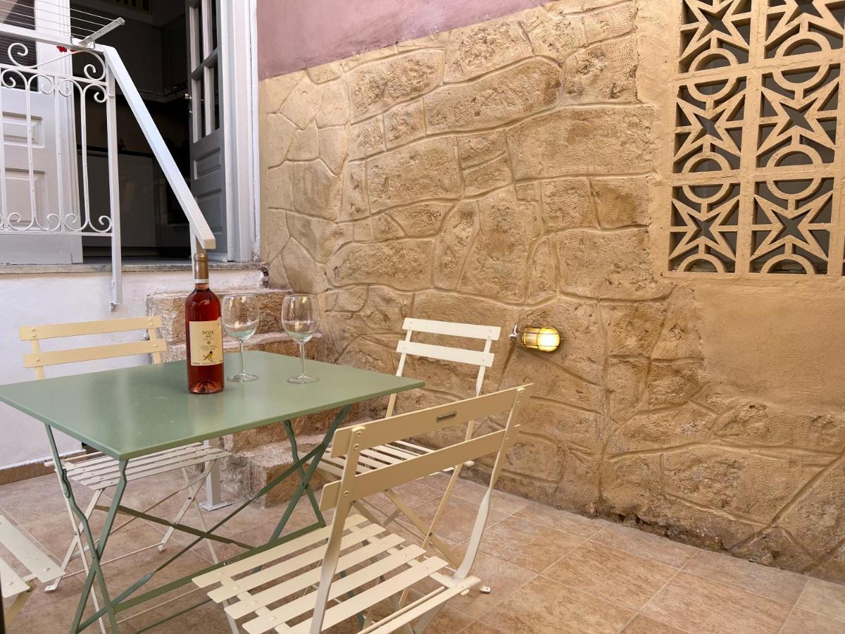 Central Suites Aegina 2 Exterior photo