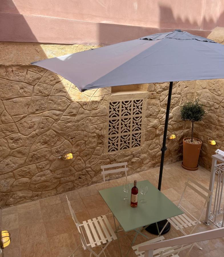 Central Suites Aegina 2 Exterior photo